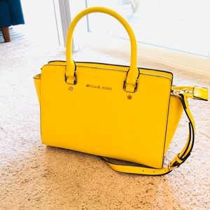 Michael Kors Satchel bag